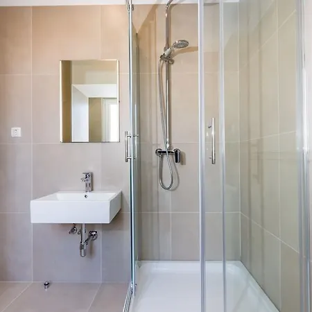 Kostela Luxury By Belmont Realty Apartment
