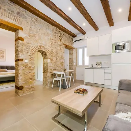 Lejlighed Kostela Luxury By Belmont Realty *